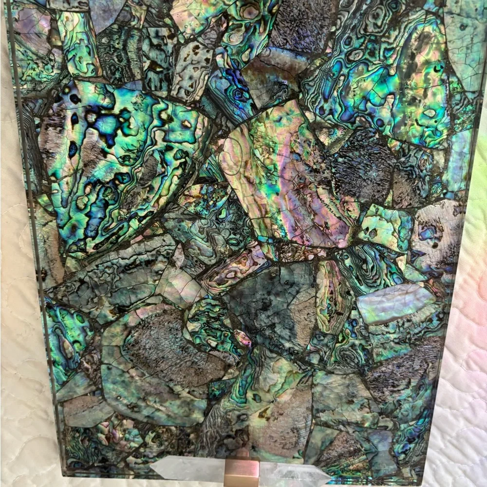 Kendra Scott Abalone Shell Tray and Gold Box Set - Picture 9 of 16